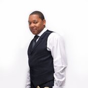 Wynton Marsalis - List pictures