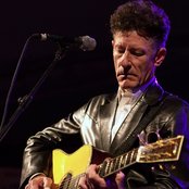Lyle Lovett - List pictures