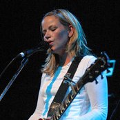 Kay Hanley - List pictures