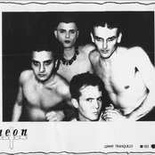 Neon - List pictures