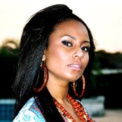 Rhea - List pictures