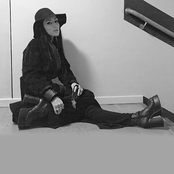 Sophia Somajo - List pictures