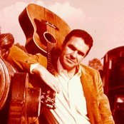 Hoyt Axton - List pictures