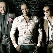 Earth Wind & Fire - List pictures