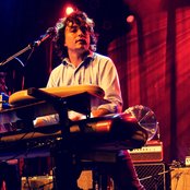 Moonface - List pictures