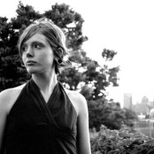 Haley Bonar - List pictures