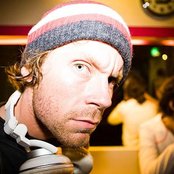 Mike Mago - List pictures