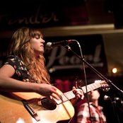 Chelsea Lankes - List pictures