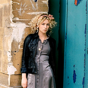 Beth Rowley - List pictures