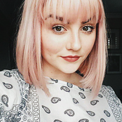 Lili Kendall - List pictures