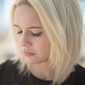 Bea Miller - List pictures