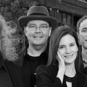 10,000 Maniacs - List pictures