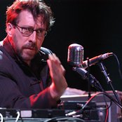 Steve Nieve - List pictures