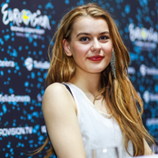 Emmelie De Forest - List pictures