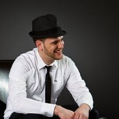 Matt Giraud - List pictures