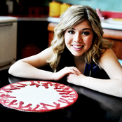 Jennette Mccurdy - List pictures