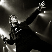 Bruce Dickinson - List pictures