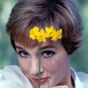 Julie Andrews - List pictures