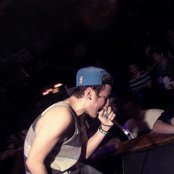 Hi-rez - List pictures