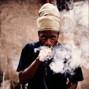 Capleton - List pictures