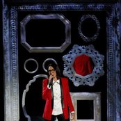 Michelle Chamuel - List pictures