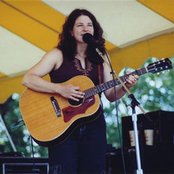 Kris Delmhorst - List pictures