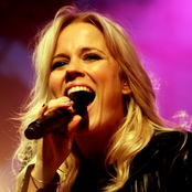 Ilse Delange - List pictures