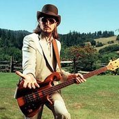 Les Claypool - List pictures