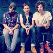 Mounties - List pictures