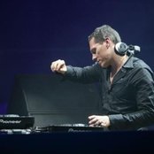 Tiesto - List pictures