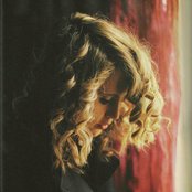 Anna Calvi - List pictures