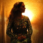 Jessie Jones - List pictures