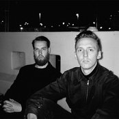 Honne - List pictures