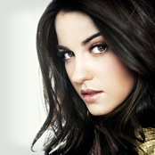 Maite Perroni - List pictures