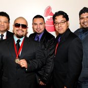 Sunny Sauceda Y Todo Eso - List pictures