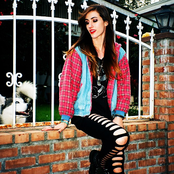 Nylo - List pictures