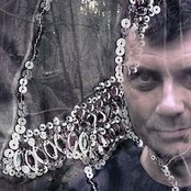 Flying Saucer Attack - List pictures