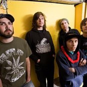 Heavy Heavy Low Low - List pictures