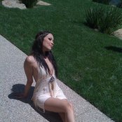 Kate Earl - List pictures