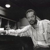Horace Tapscott - List pictures