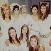 Mediaeval Baebes - List pictures