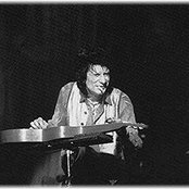 Ronnie Wood - List pictures