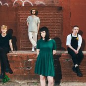 Yumi Zouma - List pictures