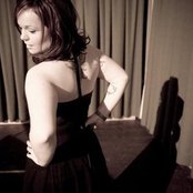 Allison Crowe - List pictures