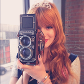 Bella Thorne - List pictures