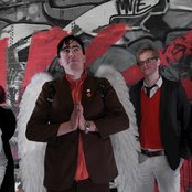 Art Brut - List pictures