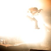 Airbourne - List pictures