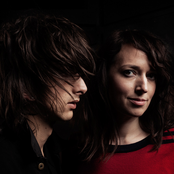 Cat's Eyes - List pictures