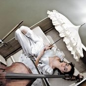 Brandi Disterheft - List pictures