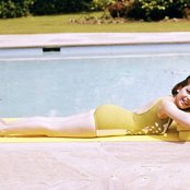 Annette Funicello - List pictures